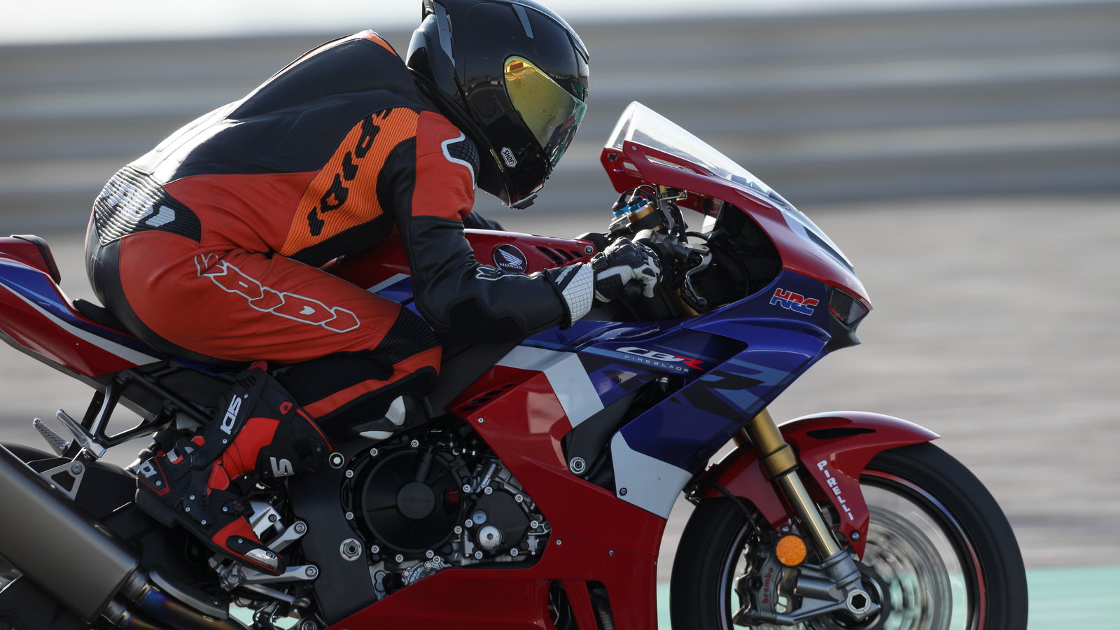 Honda CBR1000RR-R SP Visordown Review